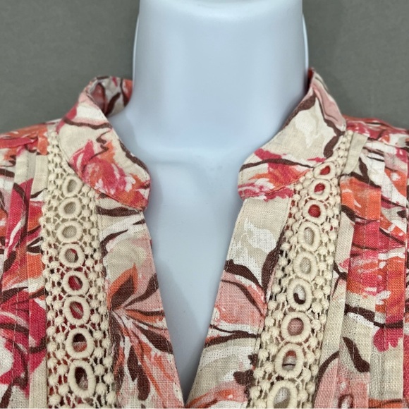 JM Collection Beige Floral Linen Button Crochet 3/4 Sleeve Top - Picture 2 of 15